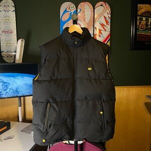 Men’s CAT Workwear Arctic Zone Insulated Vest
